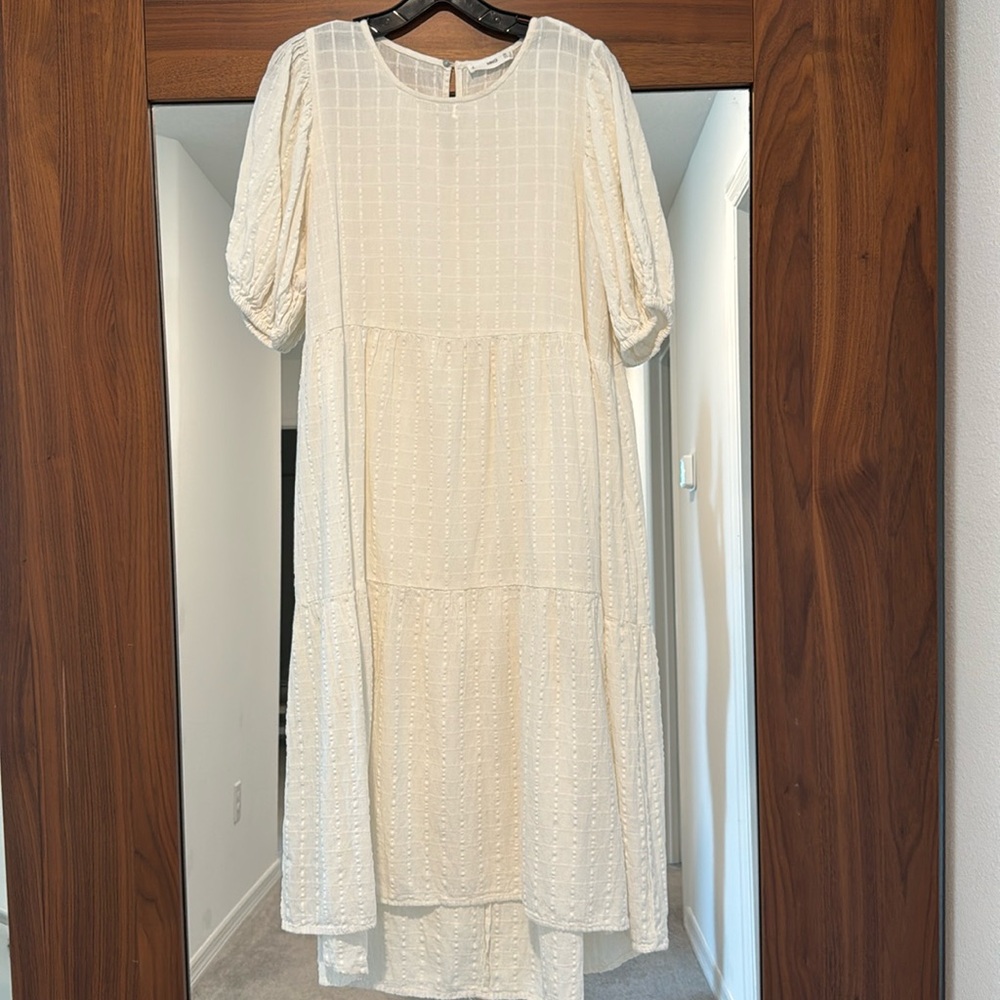 Mango. White midi dress.